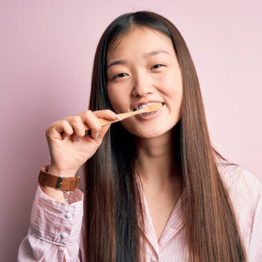 6 most effective ways to whiten your teeth